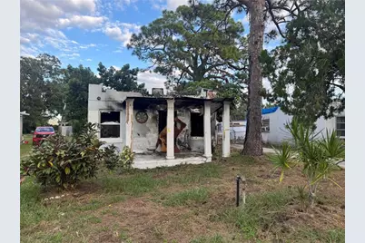 521 23rd Street E, Bradenton, FL 34208 - Photo 1