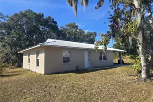 4827 Myrick Ave, Bowling Green, FL 33834 - Photo 1