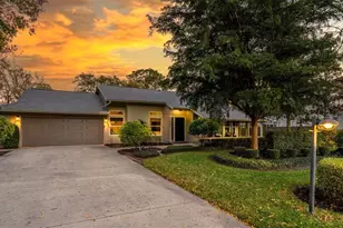 1046 Greystone Ln, Sarasota, FL 34232 - Photo 1