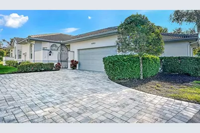 5701 Long Common Circle #13, Sarasota, FL 34235 - Photo 1