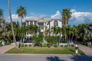 651 Broadway St, Longboat Key, FL 34228 - Photo 1