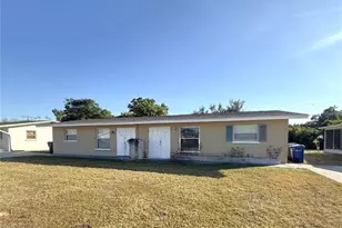 516 Briarwood Rd, Venice, FL 34293 - Photo 1