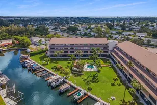 9604 Cortez Rd W, Bradenton, FL 34210 - Photo 1