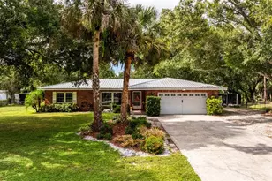 17371 Williamsburg Dr, North Fort Myers, FL 33917 - Photo 1