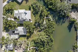 6841 Longboat Dr S, Longboat Key, FL 34228 - Photo 1