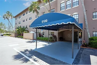 6100 Gulfport Boulevard S #117, Gulfport, FL 33707 - Photo 1