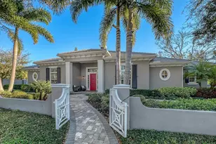 1732 Cunliff Ln, Sarasota, FL 34239 - Photo 1