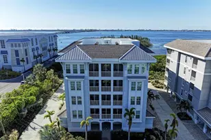 396 Aruba Cir, Bradenton, FL 34209 - Photo 1