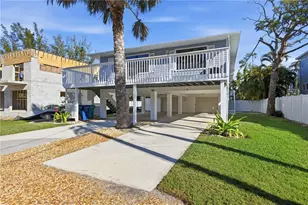 117 Neptune Ln, Holmes Beach, FL 34217 - Photo 1