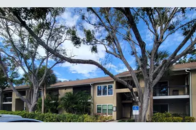 4028 Crockers Lake Boulevard #18, Sarasota, FL 34238 - Photo 1