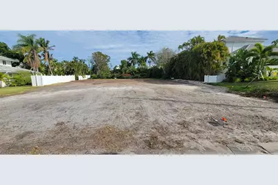 1397 Harbor Drive, Sarasota, FL 34239 - Photo 1