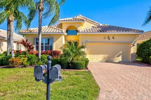 6511 43rd Ct E, Sarasota, FL 34243 - Photo 1