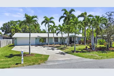 10011 46th Avenue W, Bradenton, FL 34210 - Photo 1