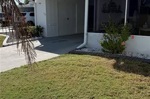614 Fair Winds Dr, Nokomis, FL 34275 - Photo 1