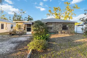 2529 W Crest Ave, Tampa, FL 33614 - Photo 1