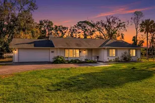 6812 41st Ave E, Bradenton, FL 34208 - Photo 1