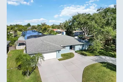 4388 Pasadena Circle, Sarasota, FL 34233 - Photo 1