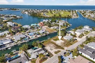 528 69th St, Holmes Beach, FL 34217 - Photo 1