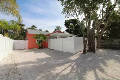 5235 Calle De Costa Rica, Sarasota, FL 34242 - Photo 1