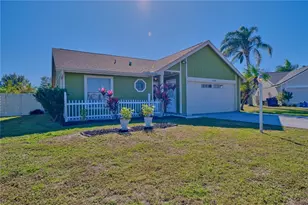 3549 65th Ave Cir E, Sarasota, FL 34243 - Photo 1