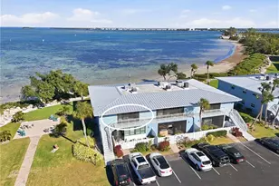 600 Manatee Ave, Holmes Beach, FL 34217 - Photo 1