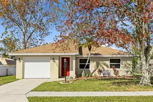 2365 Spring Oaks Cir, Sarasota, FL 34234 - Photo 1