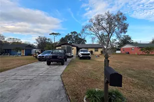 239 Connie Lee Ct, Lakeland, FL 33809 - Photo 1