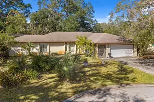 2439 Feiffer Cir, Sarasota, FL 34235 - Photo 1