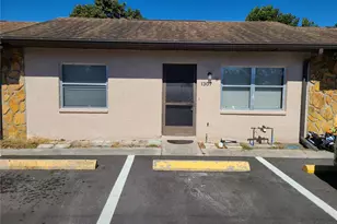 1307 54th Ave E, Bradenton, FL 34203 - Photo 1
