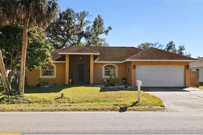 2116 30th Avenue E, Bradenton, FL 34208 - Photo 1