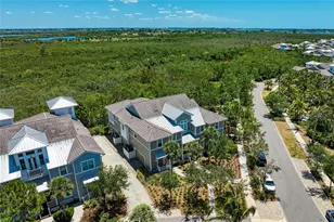 289 Sapphire Lake Dr, Bradenton, FL 34209 - Photo 1
