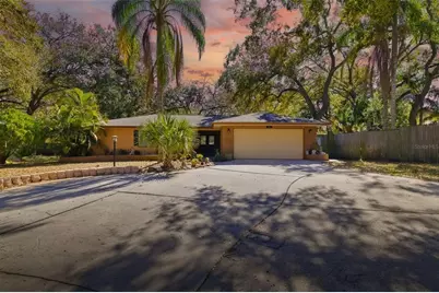 186 Sunward Avenue, Palm Harbor, FL 34684 - Photo 1