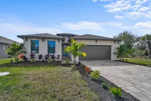 225 Baytree Dr, Rotonda West, FL 33947 - Photo 1