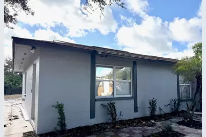1415 24th Street E, Bradenton, FL 34208 - Photo 1