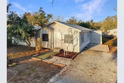 3913 Chestnut Avenue, Sarasota, FL 34234 - Photo 1