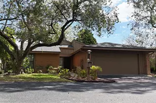 1305 Water Oak Way N, Bradenton, FL 34209 - Photo 1
