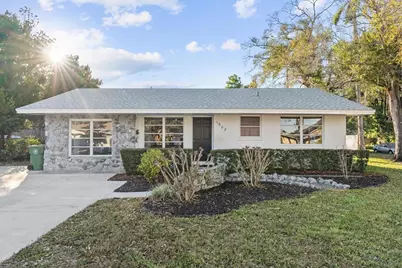 1602 27th Street W, Bradenton, FL 34205 - Photo 1