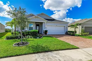 3519 74th Ave Cir E, Sarasota, FL 34243 - Photo 1