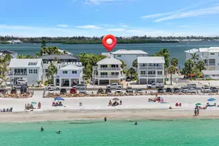 1105 Gulf Dr S, Bradenton Beach, FL 34217 - Photo 1