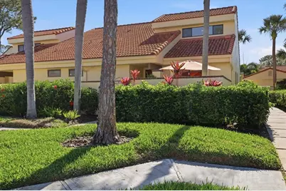 5312 Huntingwood Court #39, Sarasota, FL 34235 - Photo 1
