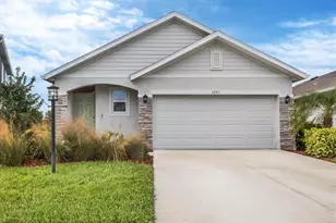 3293 Hilltop Cir, Bradenton, FL 34211 - Photo 1