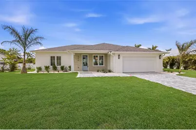 680 Key Royale Drive, Holmes Beach, FL 34217 - Photo 1