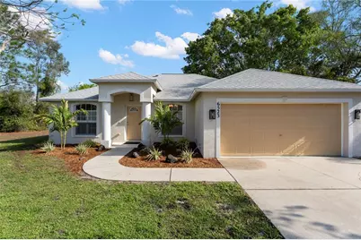 6523 65th Avenue Drive E, Bradenton, FL 34203 - Photo 1