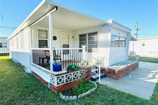 29 Shady Ln, Palmetto, FL 34221 - Photo 1