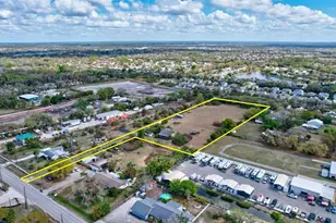 6115 33rd St E, Bradenton, FL 34203 - Photo 1