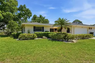 7101 Fairway Bend Cir, Sarasota, FL 34243 - Photo 1