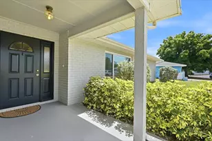 2205 71st St W, Bradenton, FL 34209 - Photo 1