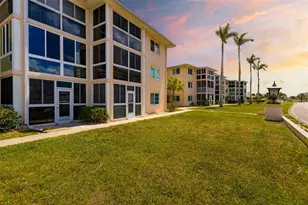 200 The Esplanade N, Venice, FL 34285 - Photo 1
