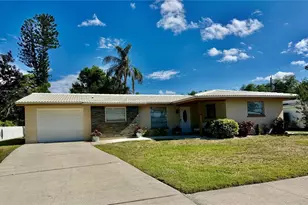 3174 Regatta Cir, Sarasota, FL 34231 - Photo 1