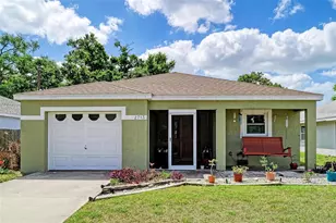 2713 11th Ave W, Bradenton, FL 34205 - Photo 1
